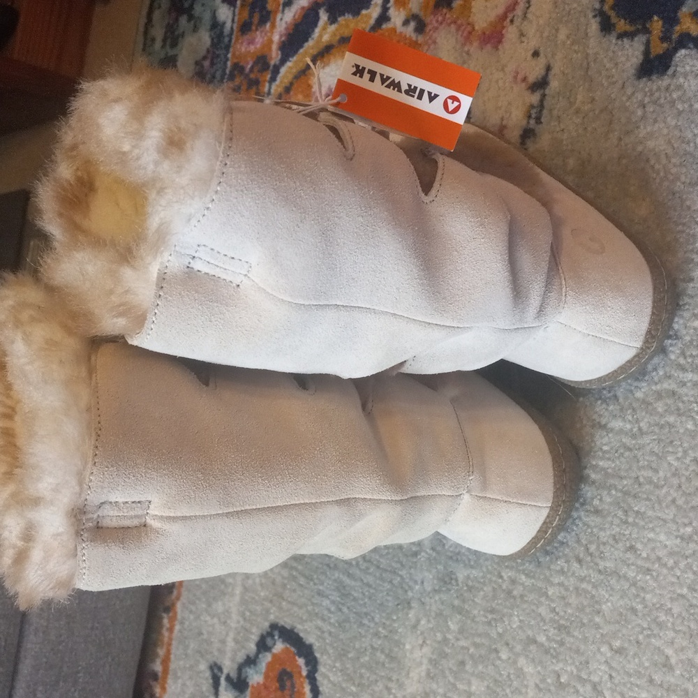 New LEATHER Airwalk boots, about a size 5 or 6 - Picture 5 of 8
